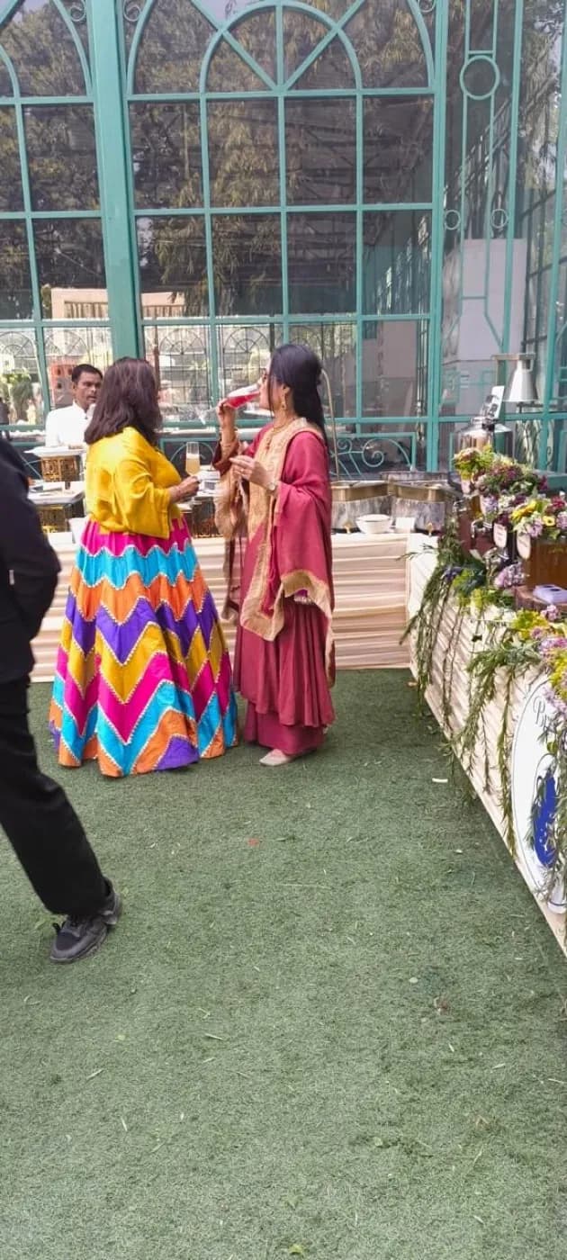 Guests sipping celestial Brewtales teas together